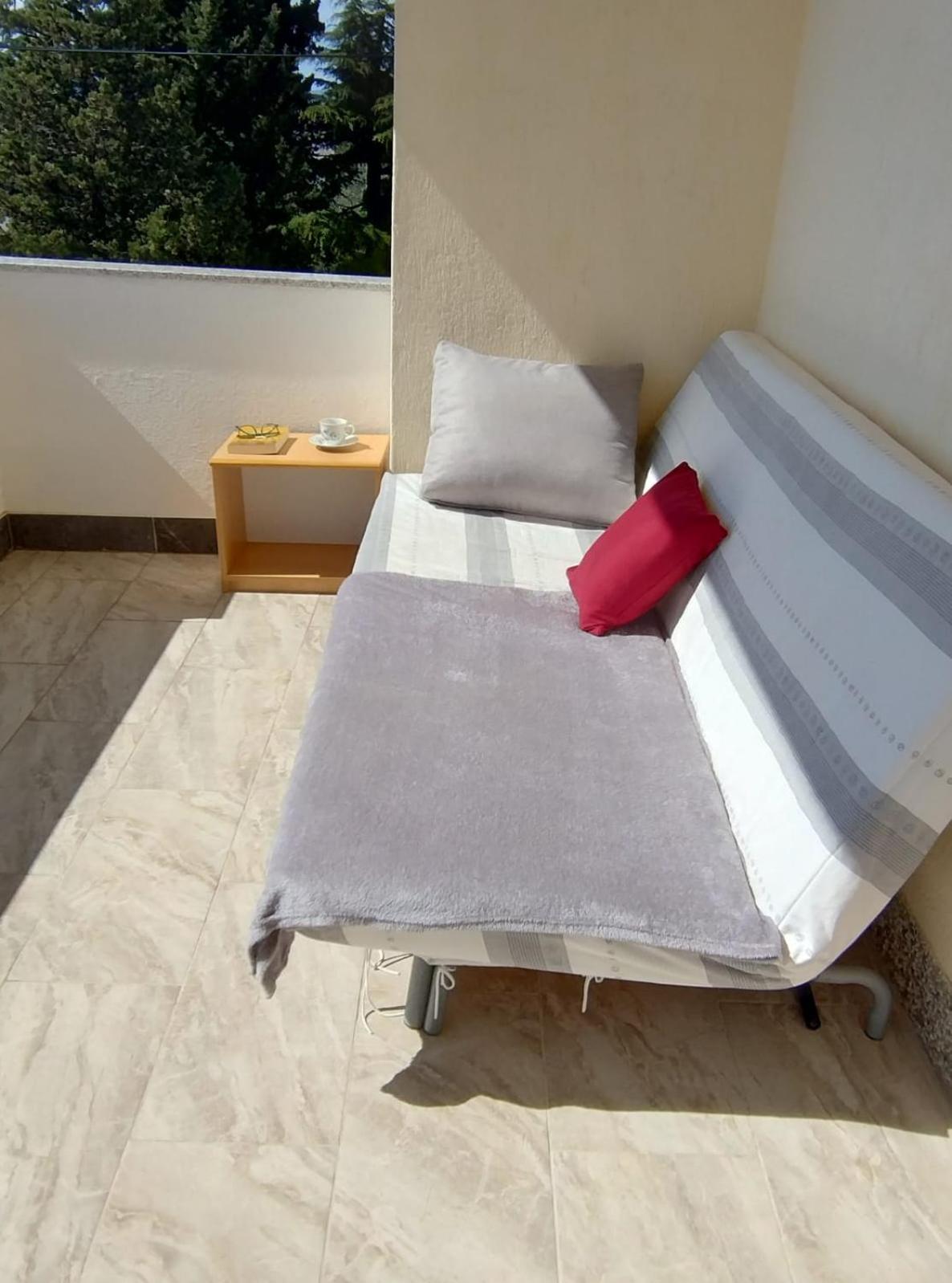 Tany Apartment Dramalj Luaran gambar