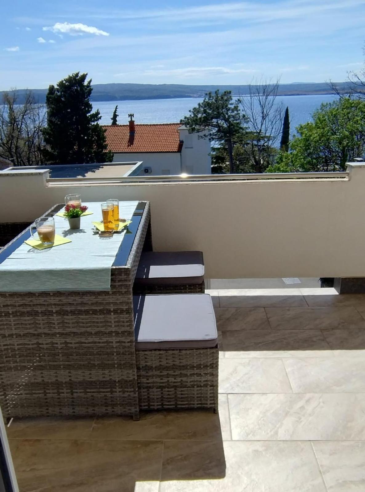 Tany Apartment Dramalj Luaran gambar